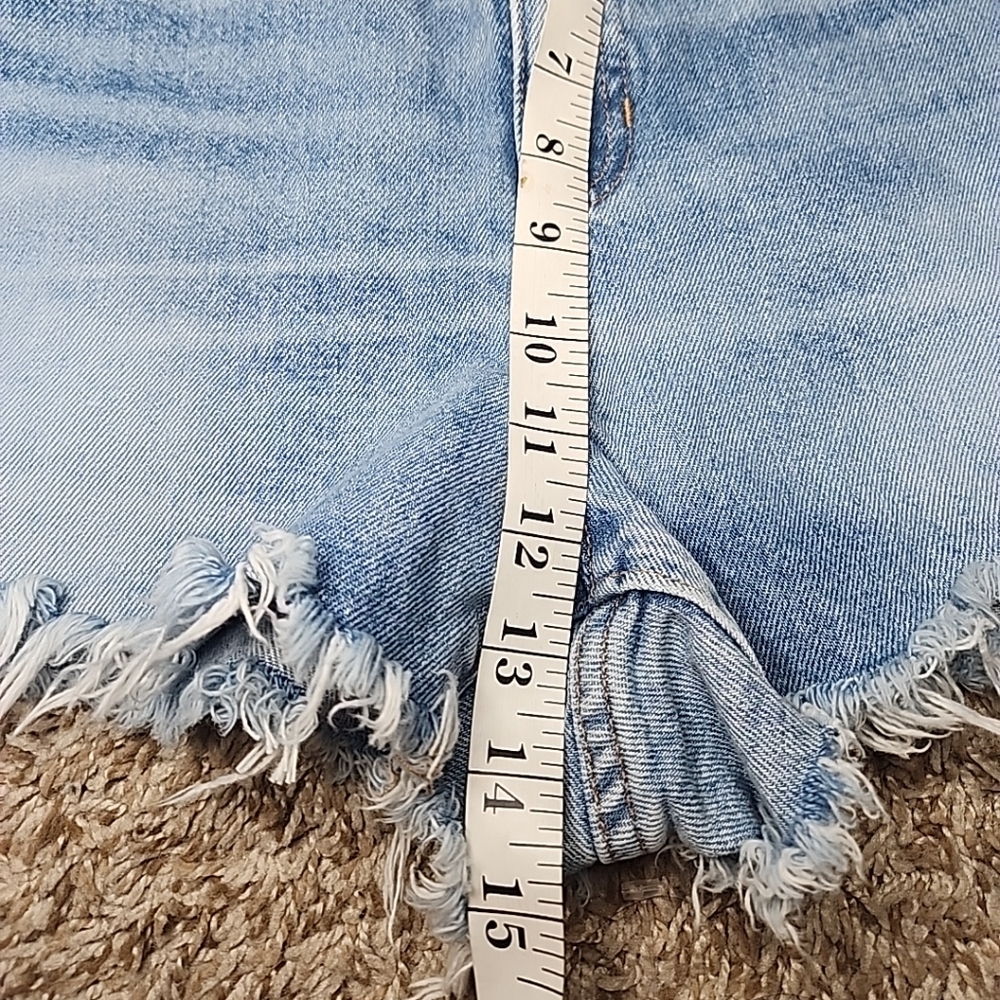 J. Crew Relaxed Denim Short 33 Baxter Wash Cut Off Raw Hem J.Crew Jean - Picture 7 of 11